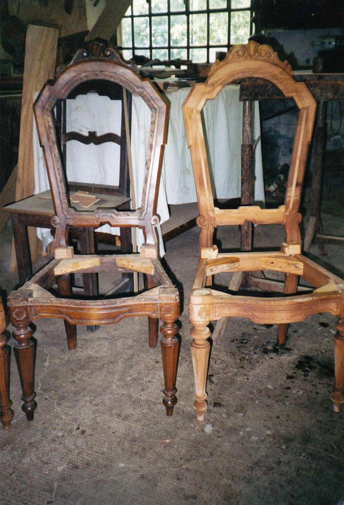 Panche e sedie-Copia sedia lombarda XIX sec-1.jpg